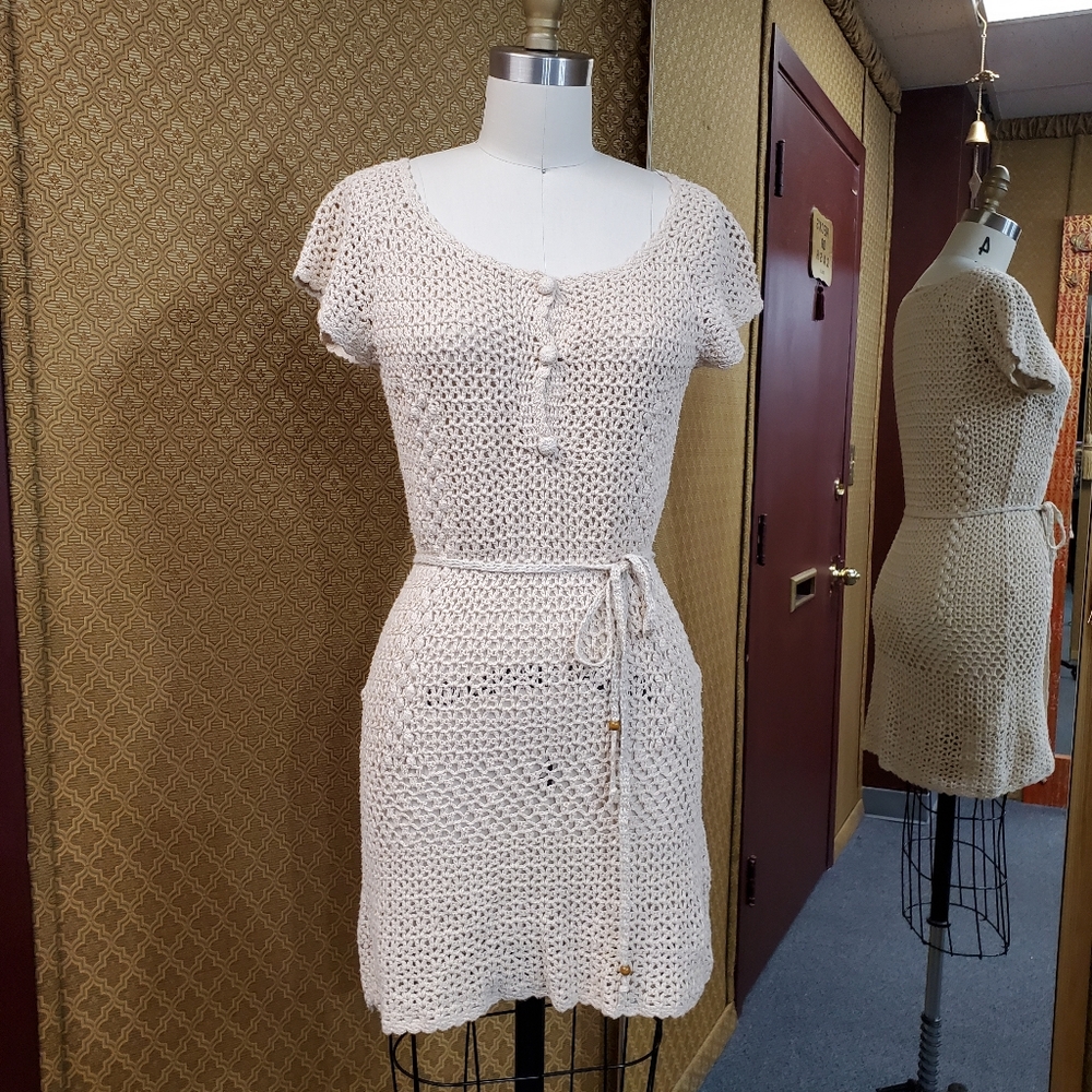 Cream Crochet Tie-Waist Short Sleeve Dress